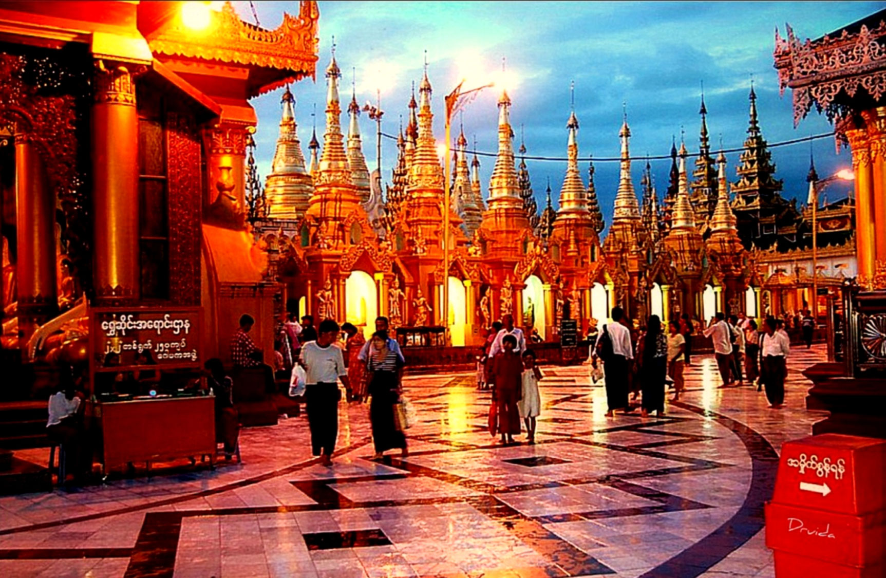 AI Governance; Gran Pagoda, Myanmar, Photo credit: Jose Javier Martin Espartosa via creative commons, trends in digital laws.