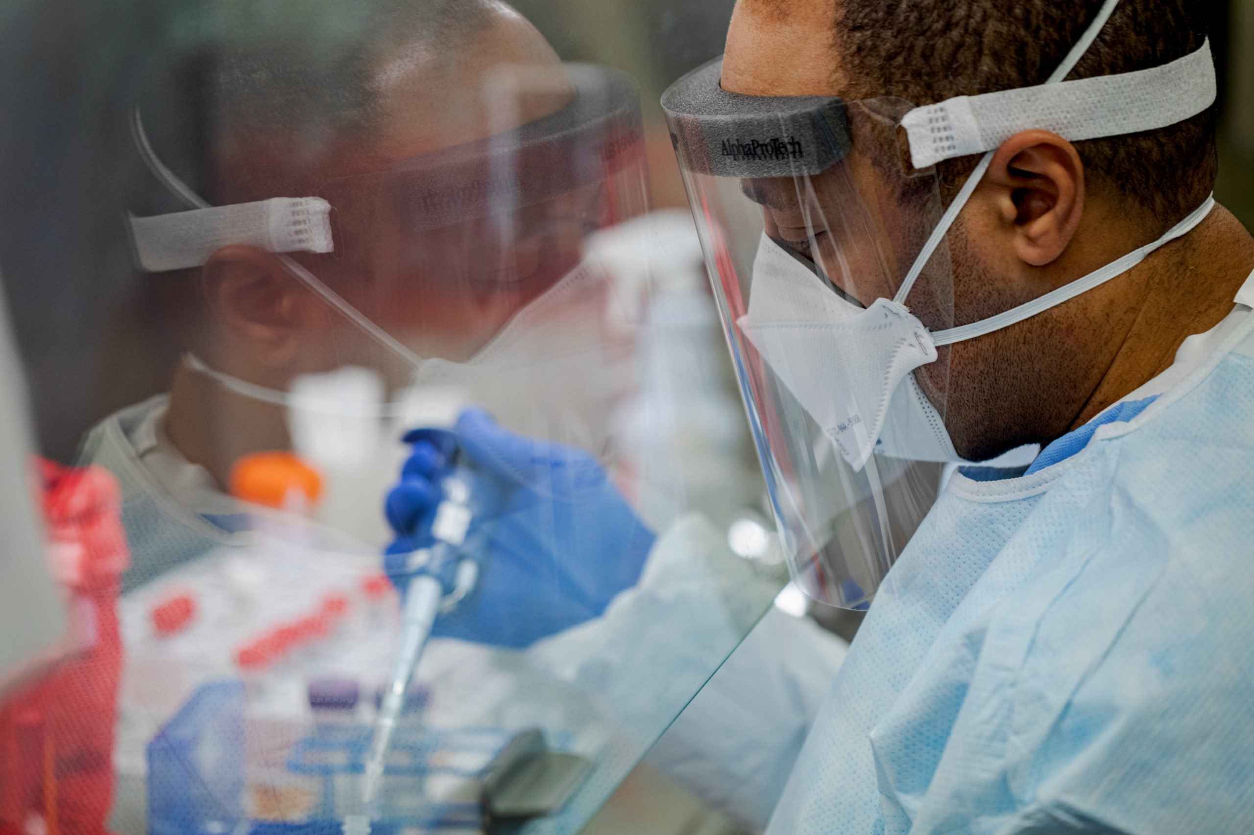 Pennsylvania Commonwealth microbiologist Kerry Pollard performs a manual extraction of the coronavirus inside the extraction lab at the Pennsylvania Department of Health Bureau of Laboratories on Friday, March 6, 2020. (Photo: Office of Tom Wolf/Flickr)