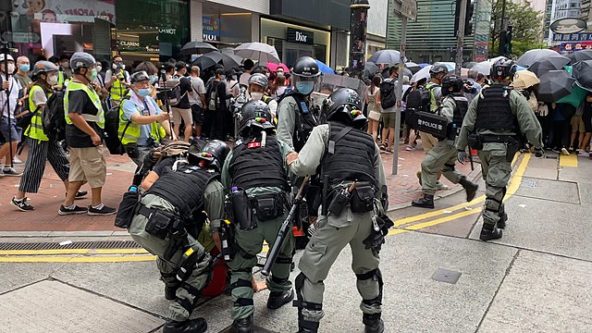 Protesters in Hong Kong getting arrested by police, July 2020. (Photo: Studio Incendo/Wikimedia)