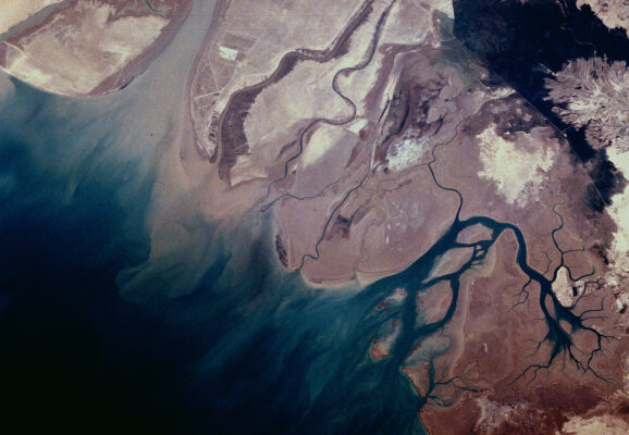 Aerial shot of freshwater wetlands of the Middle East—Iran, Iraq, and Kuwait (Photo: NASA/Creative Commons)