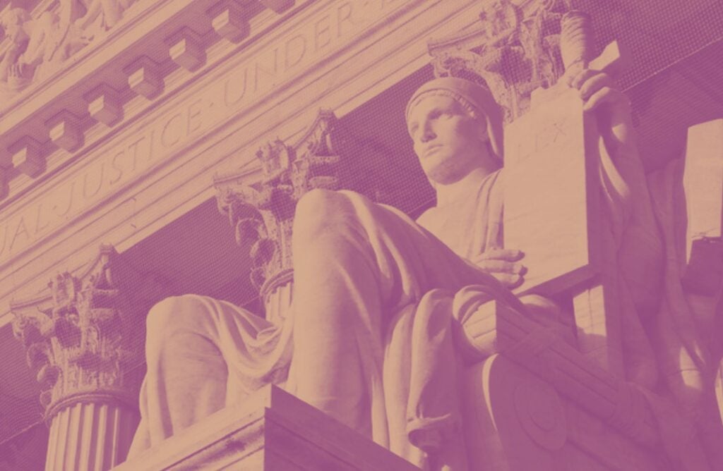 Statue by U.S. Supreme court. Mark Fischer is licensed under CC BY-SA 2.0.